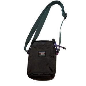 Vintage TEK Crossbody Zipper Black and Green Belt Camera Bag